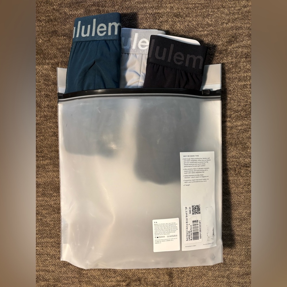 Lululemon Men’s “Soft Stretch” Active Boxer Brief (L) - Picture 6 of 7